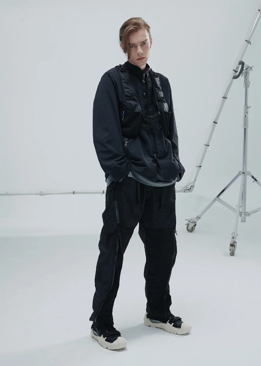 155 DOUBLE SHAPE ZIPPER WATERPROOF PANTS - BLACK