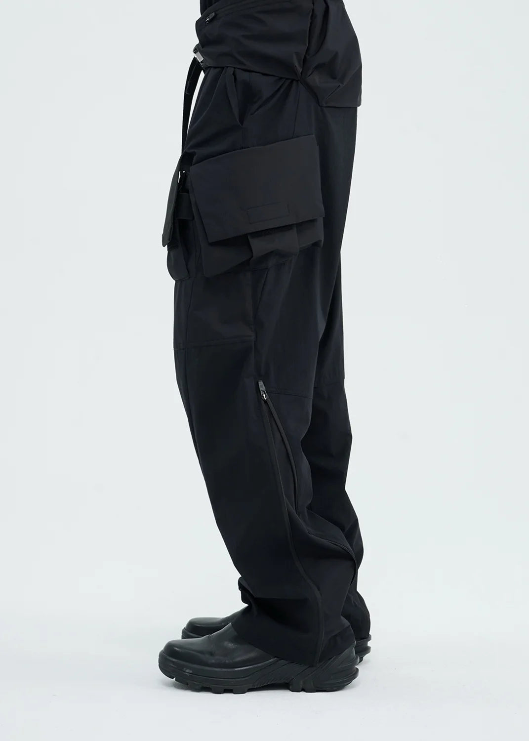 P03 MULTI-COMBINATION PIONEER DESIGN PANTS